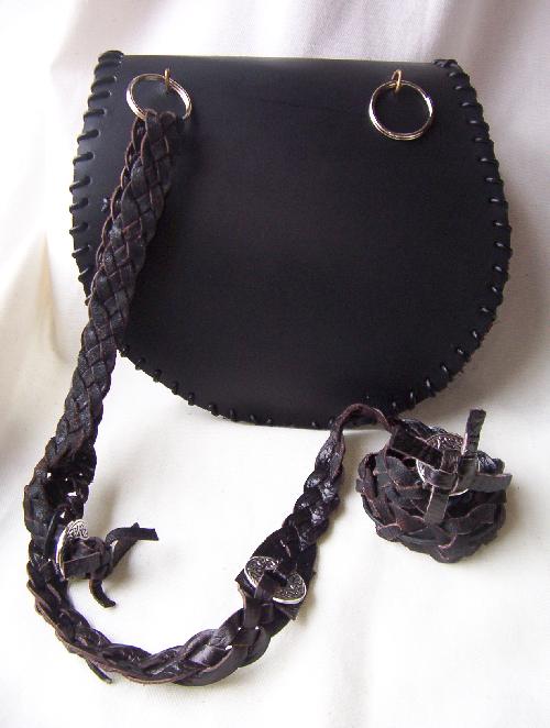 Chain
Strap